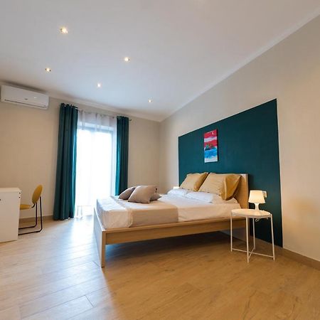La Casa Di Leo - Rooms At The Feet Of Vesuvius Boscotrecase Bagian luar foto