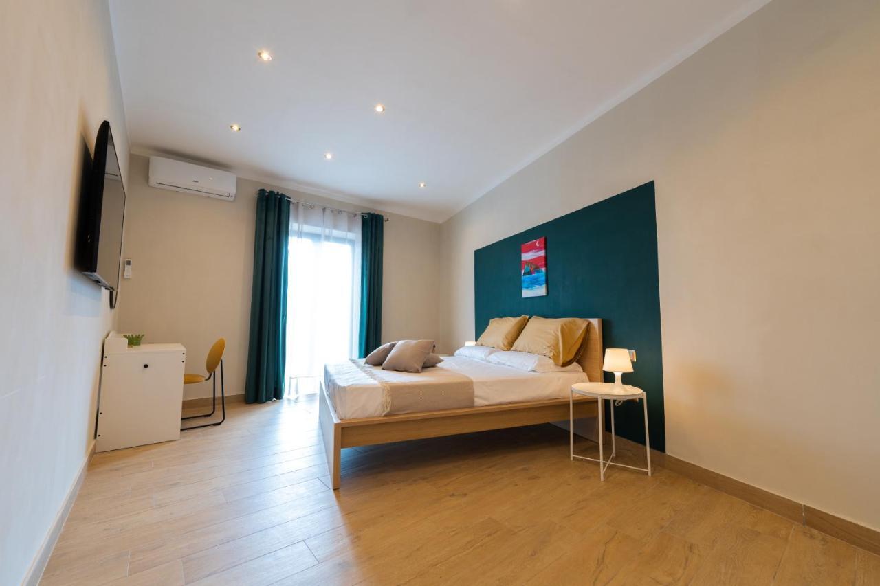 La Casa Di Leo - Rooms At The Feet Of Vesuvius Boscotrecase Bagian luar foto